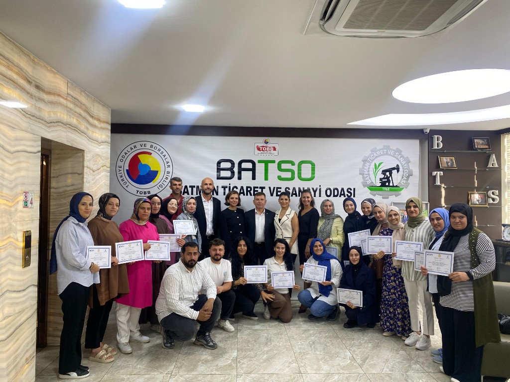 BATSO’dan İşitme Engelli Kadınlara Eğitim Desteği