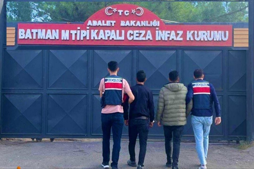 Silah Kaçakçılarına Suçüstü!