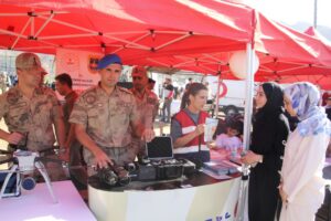 Batman İl Jandarma Komutanlığı Sason Festivali’nde İlgi Odağı Oldu