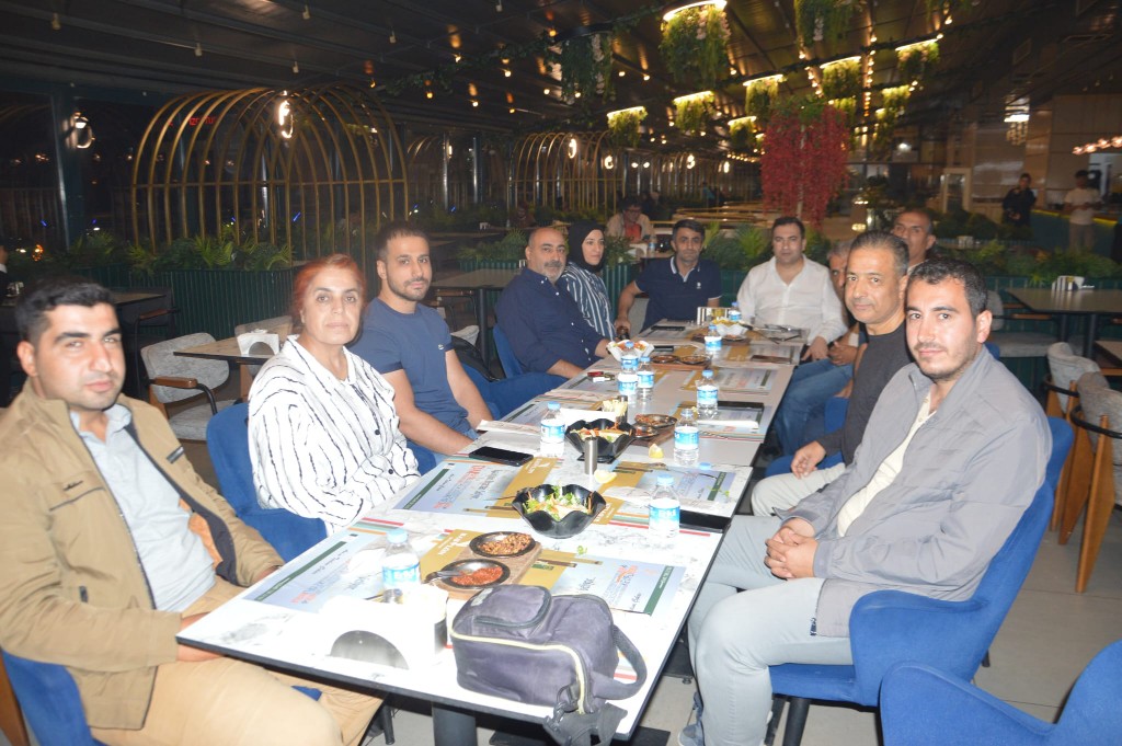 BABYLON CAFE’DEN GAZETECİLERE ANLAMLI JEST