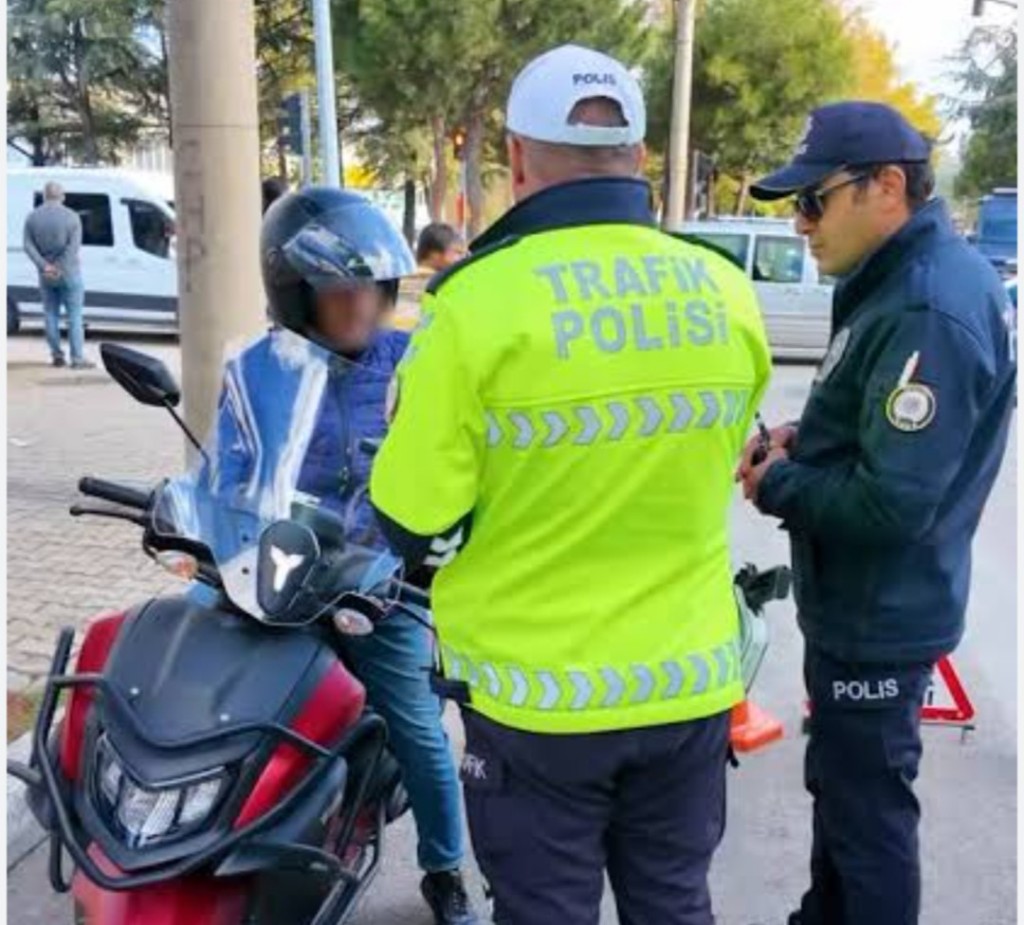 Batman’da Abartı Egzoz Kullanan Sürücülere 121 Bin Lira Ceza