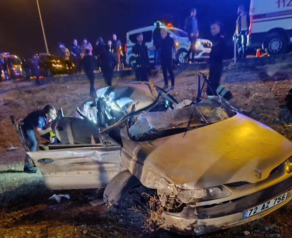 Batman Çevre Yolunda Can Pazarı: İki Çocuk Öldü, Baba Ağır Yaralı