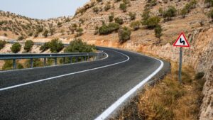 Gercüş’te 42 Kilometrelik Grup Köy Yolu Güvenli Hale Geldi