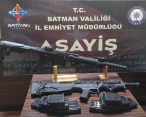 Çamlıtepe’de oto yıkamada silahlı gerginlik: pompalılar evden çıktı