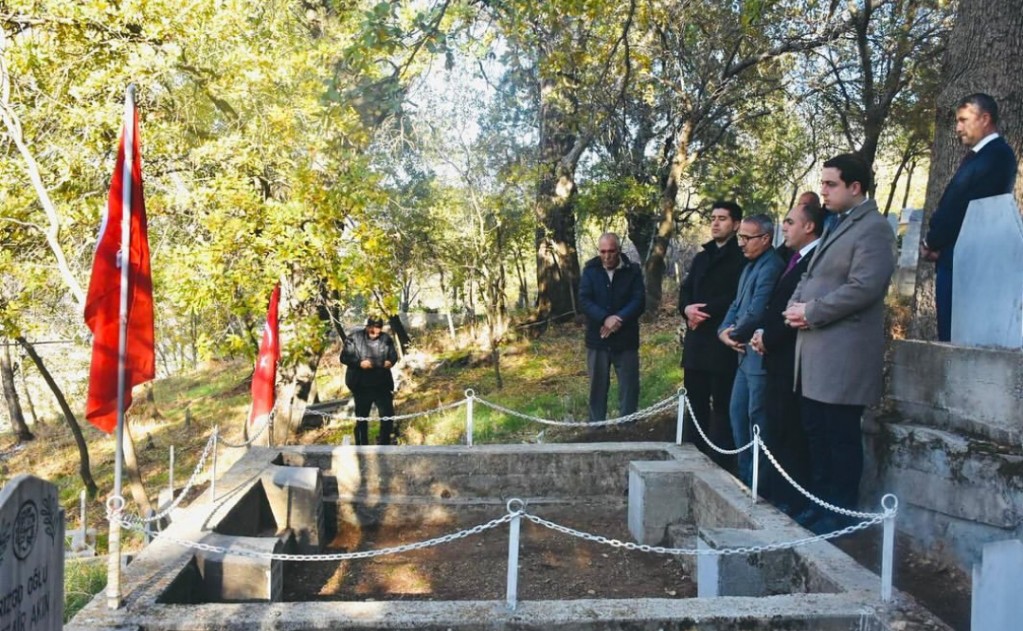 Kaymakam Başar’dan Şehit Öğretmen Şekip Akın’a Anlamlı Ziyaret