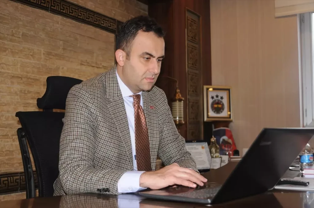 Hasankeyf Kaymakamı İmrak’tan Öğretmenler Günü Mesajı