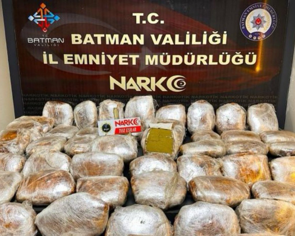 Batman Girişinde Durdurulan O Araç Gündem Oldu