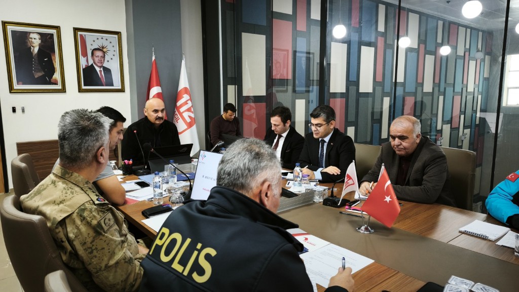 EKREM CANALP SAHADA: KIŞA GEÇİT YOK