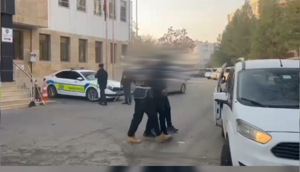 Araç Hırsızlığı Şüphelisi Tutuklandı