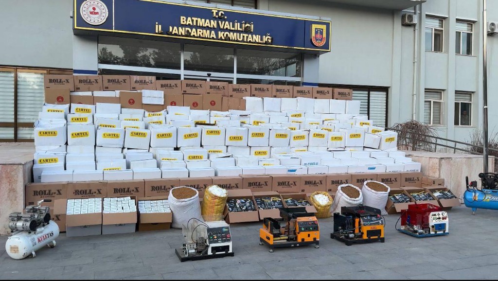 Jandarmadan Kaçak Sigara Üretimine Büyük Darbe