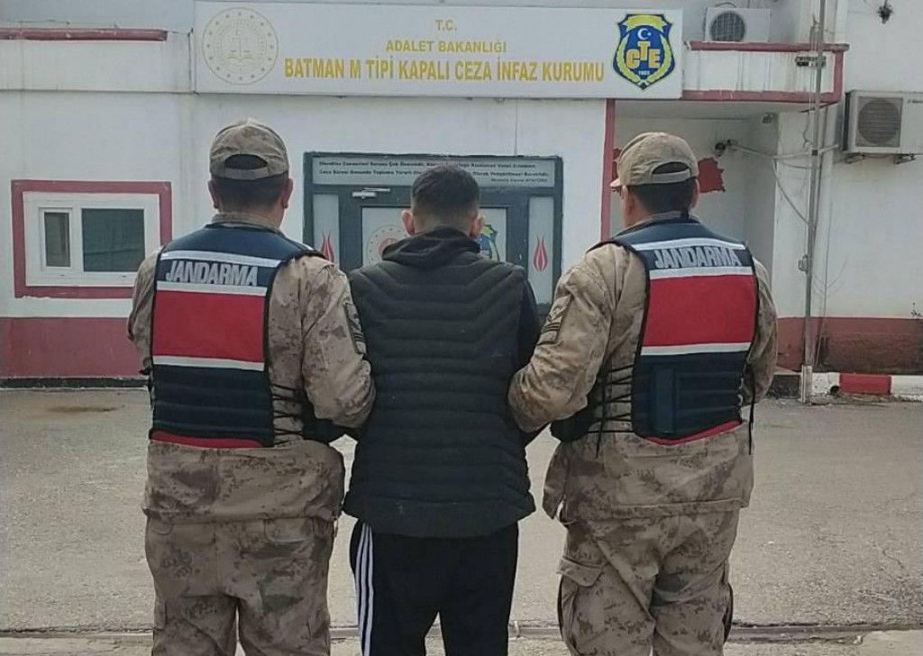 Uyuşturucu Suçundan Aranan Şahıs Batman’da Yakalandı
