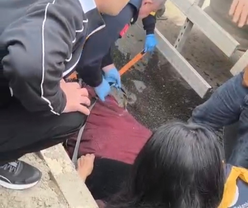 OSB Yolunda Can Pazarı Yaşlı Kadın Ağır Yaralandı