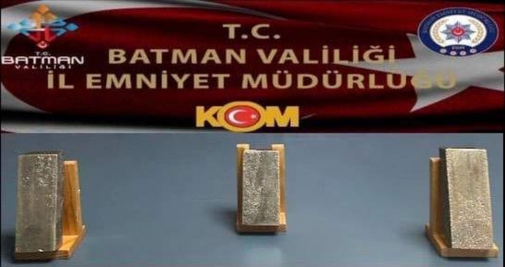 Kaçak Altın Sevkiyatı Yolda Yakalandı