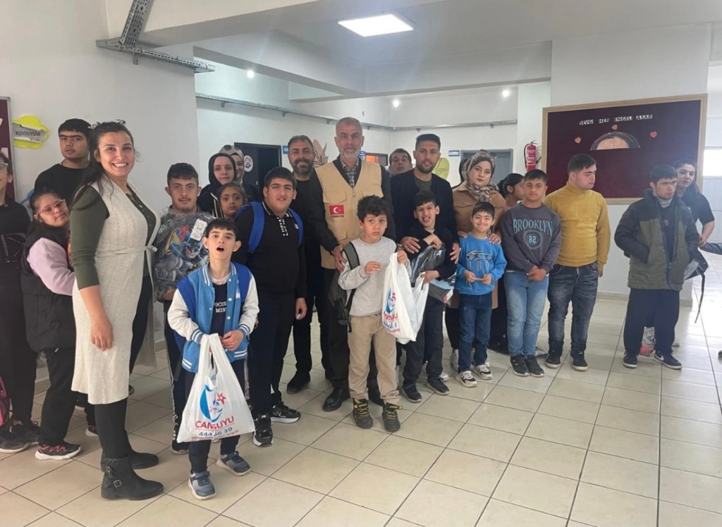 Özel Çocuklara Umut Olan Dokunuş