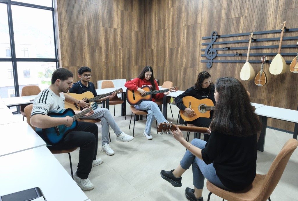 Sason’da Sanat Hamlesi: Ücretsiz Kurslar Başladı