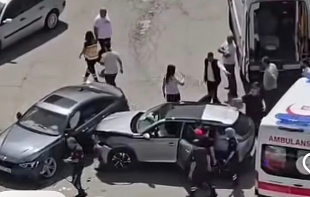 Diyarbakır Caddesi’nde Korkutan Kaza