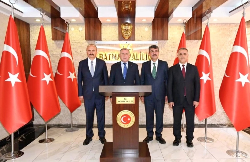 Bakan Bak’tan Batman Valiliği’ne Ziyaret