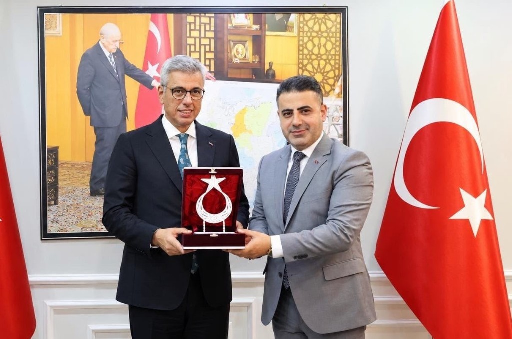 Başkan Çetin, Bakan Memişoğlu’na Batman’ın Sağlık Taleplerini İletti