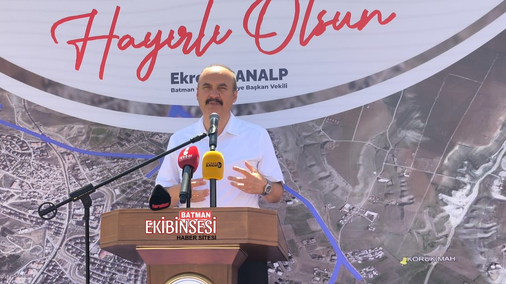 Batman’da Kuzeydoğu Çevre Yolu İçin İlk Kazma Vuruldu